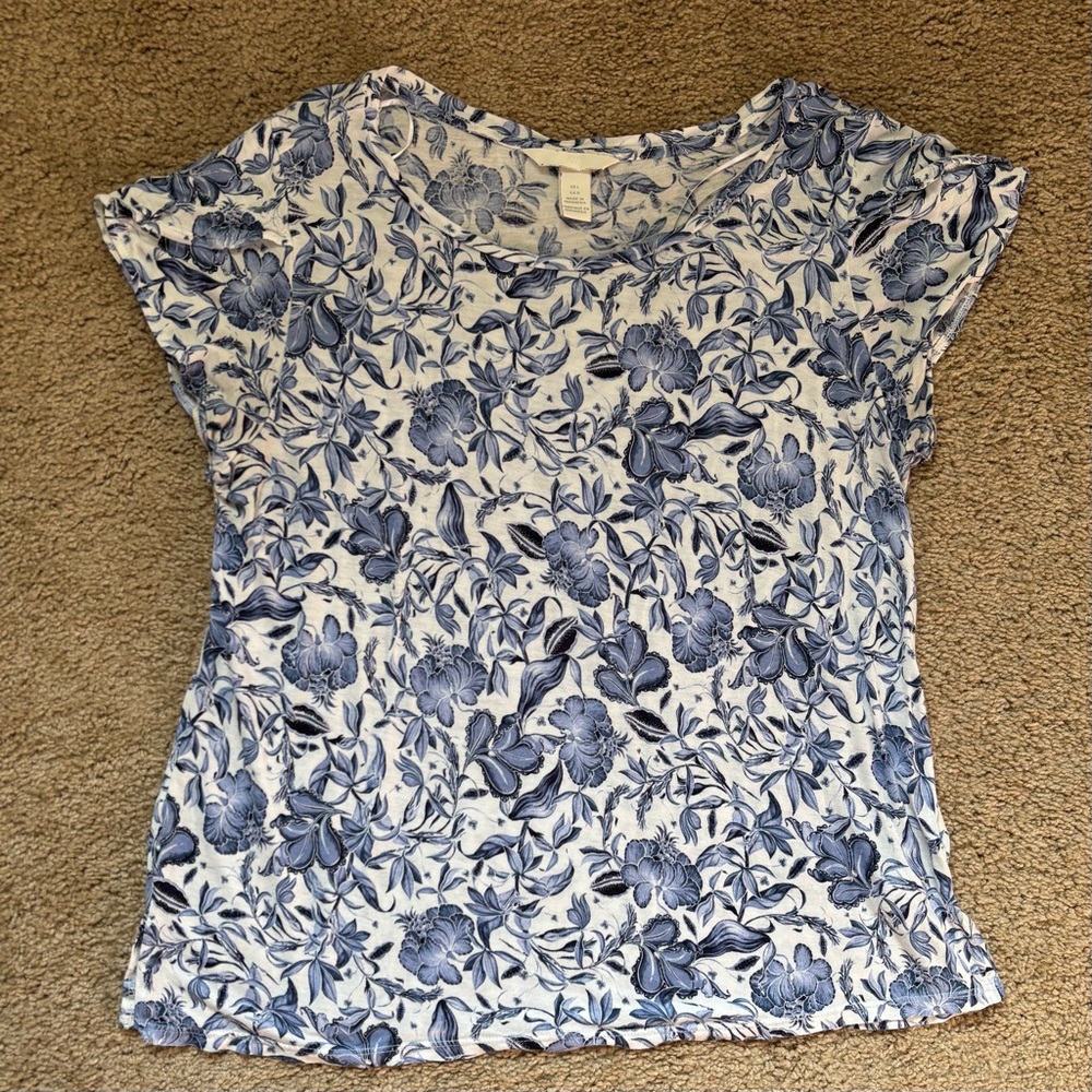 H&M Blue & White Floral Tee